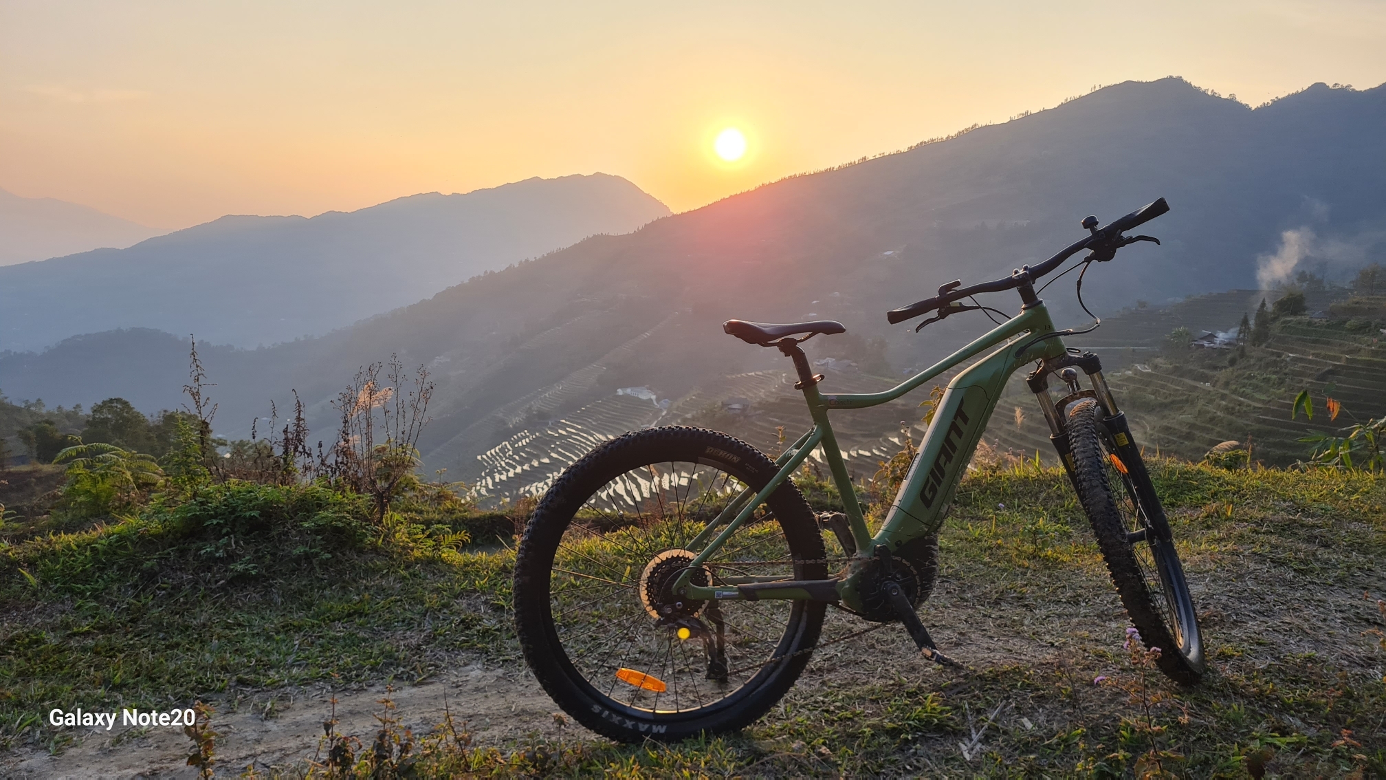 Sapa Hidden Trails: 1-Day Mountain Biking Discovery to Tả Phìn & Remote Ethnic Villages
